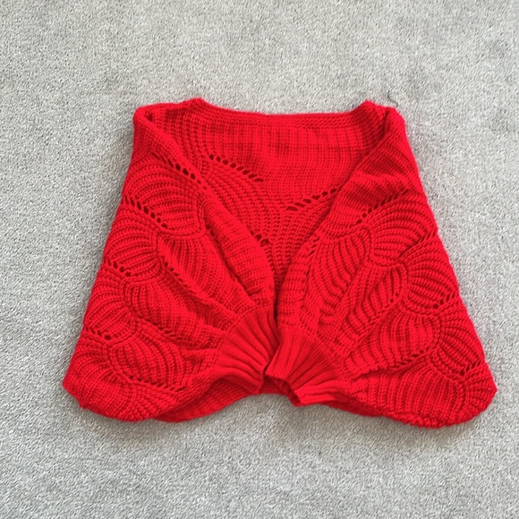 Ladies Very Red Sweater - Picture 4 of 6